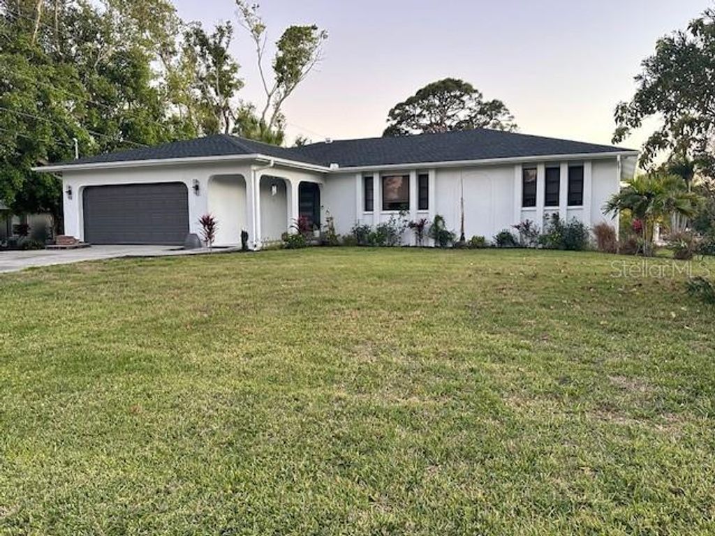Photo of 6600 Avenue D, Sarasota, FL 34231 (MLS # N6143611)