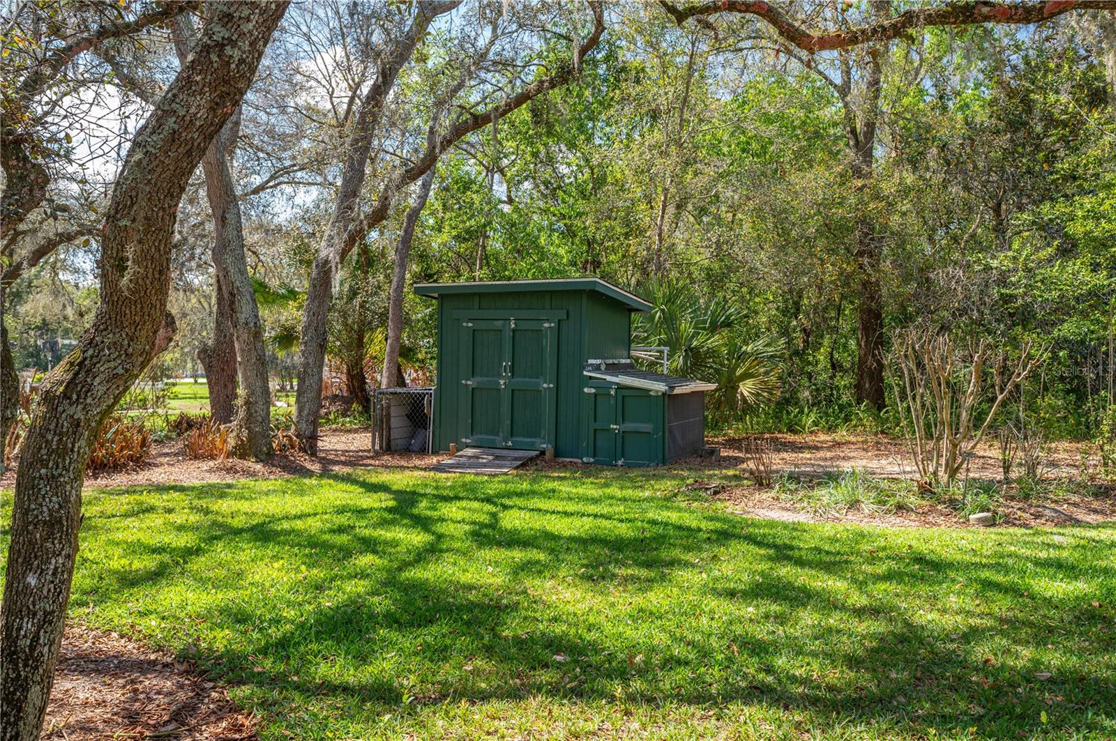 SPRING PINES - Residential