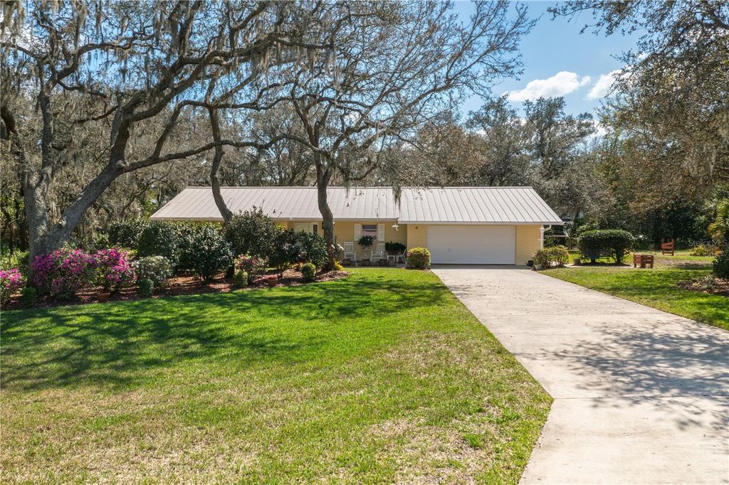 Photo of 41 Spring Lane, Haines City, FL 33844 (MLS # P4938063)