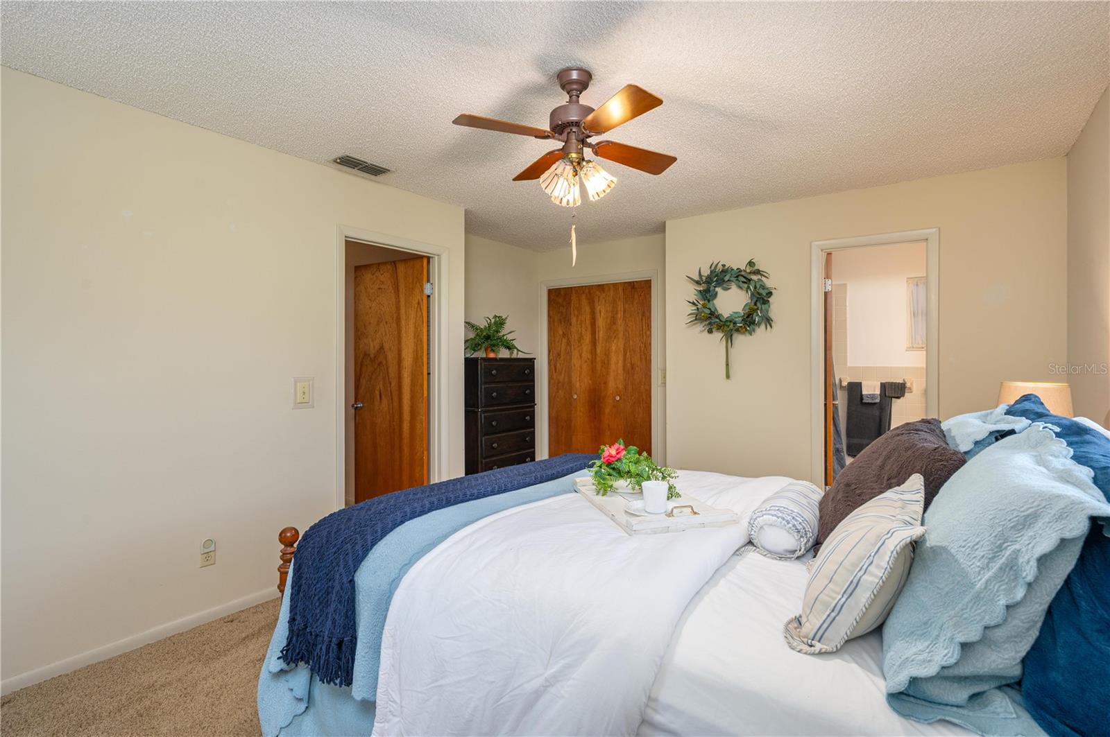 SPRING PINES - Residential