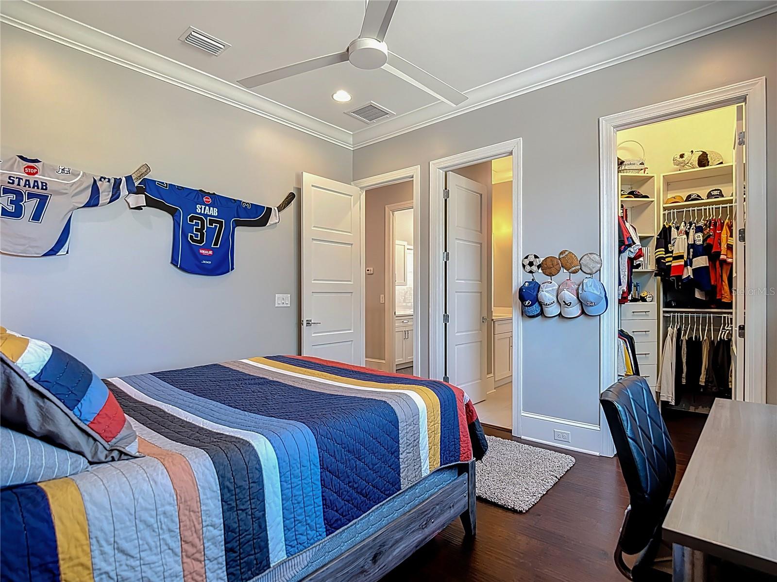 PICADILLY - Residential