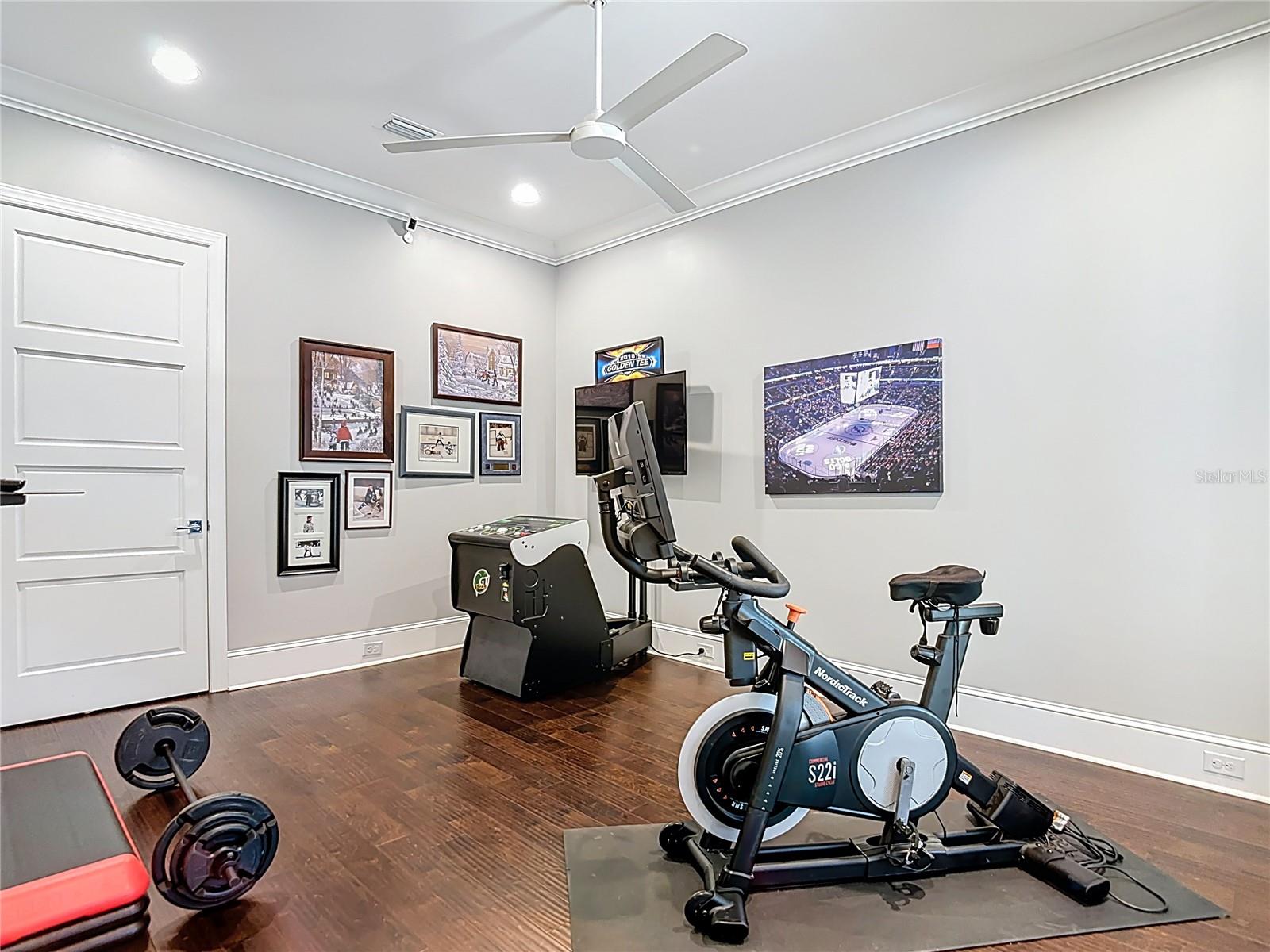 PICADILLY - Residential