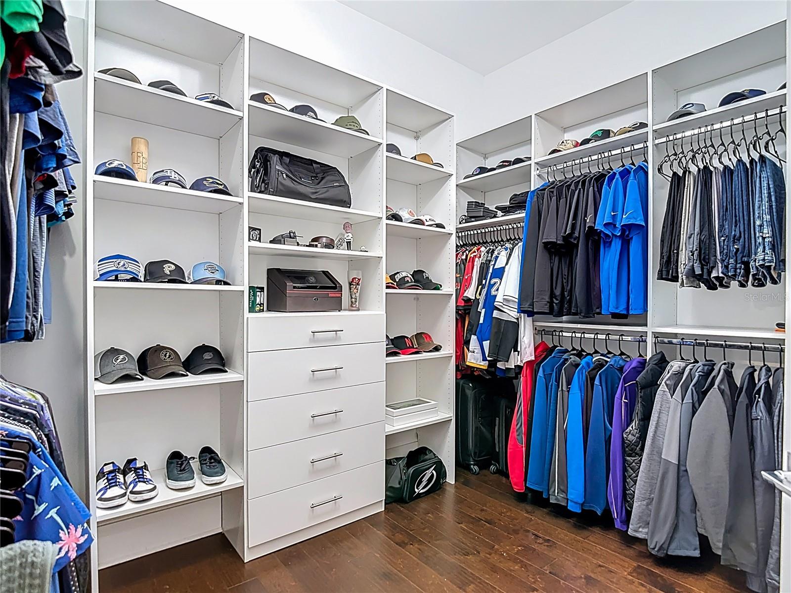 PICADILLY - Residential