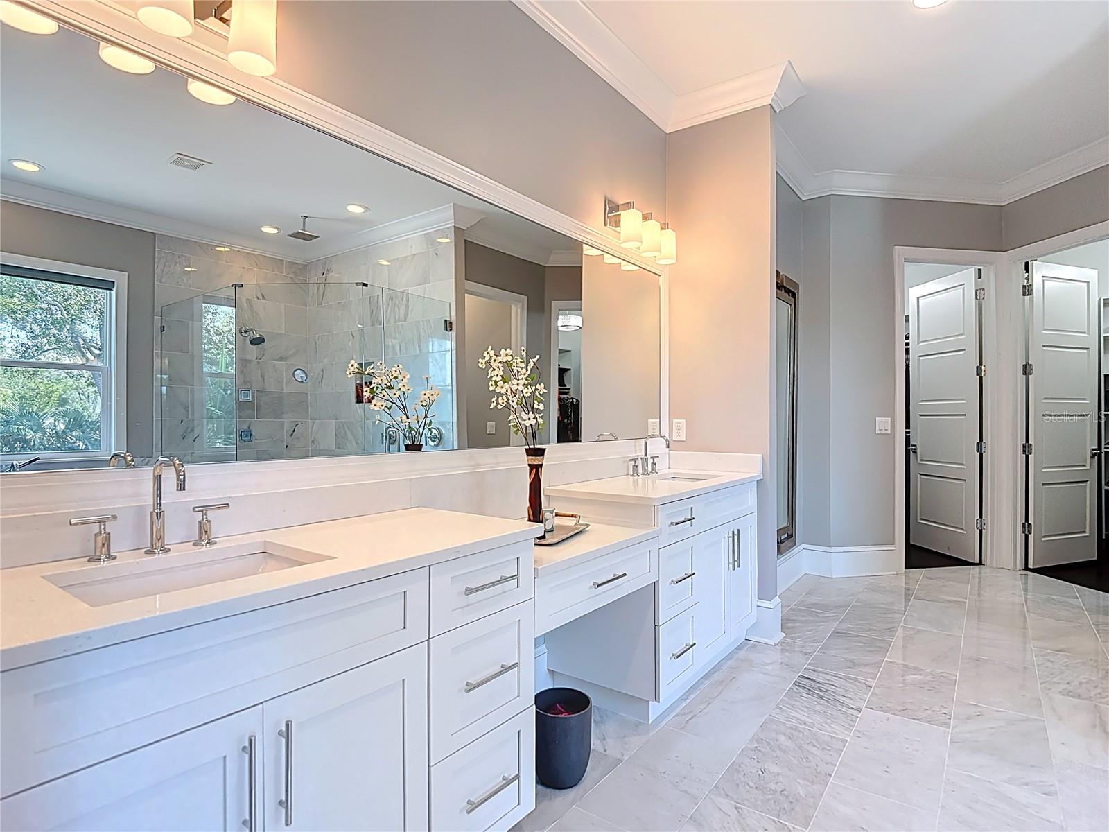 PICADILLY - Residential