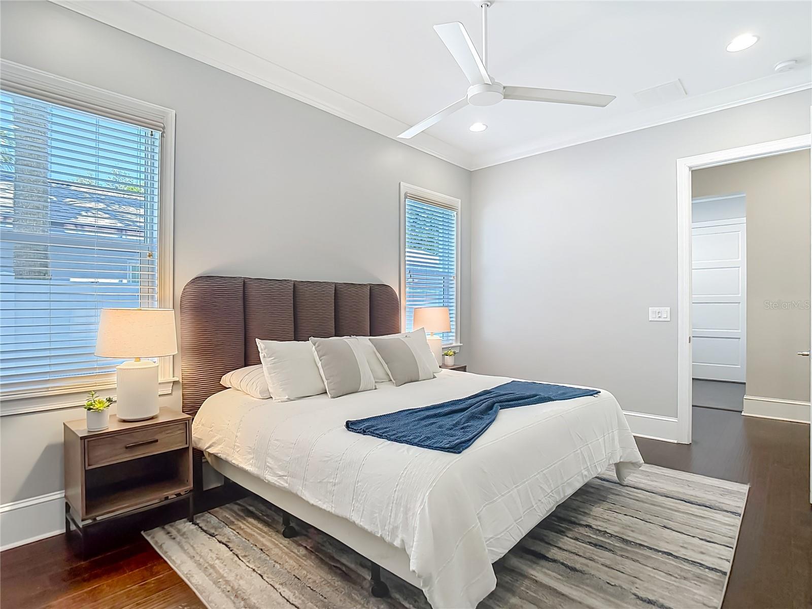 PICADILLY - Residential