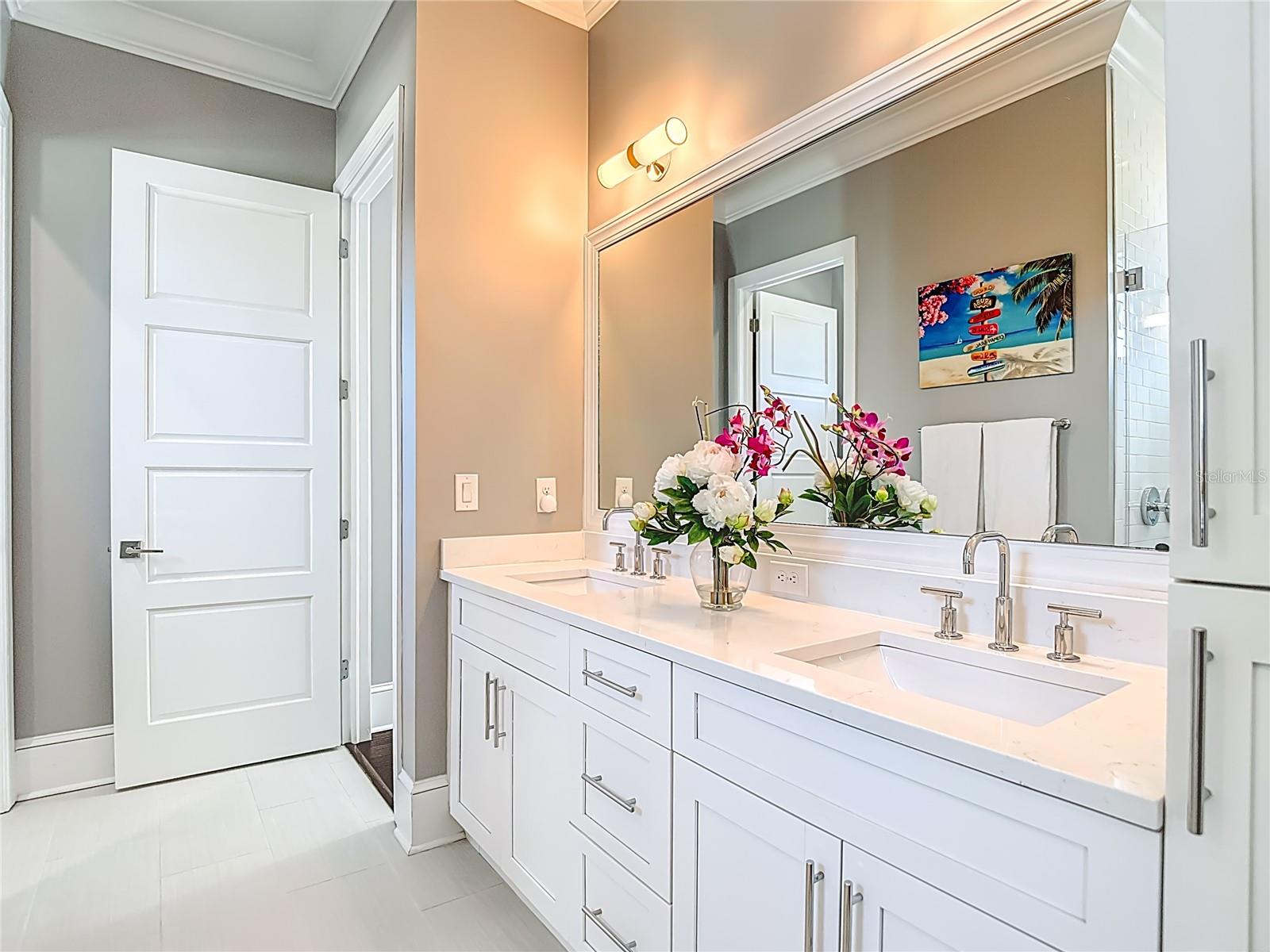 PICADILLY - Residential