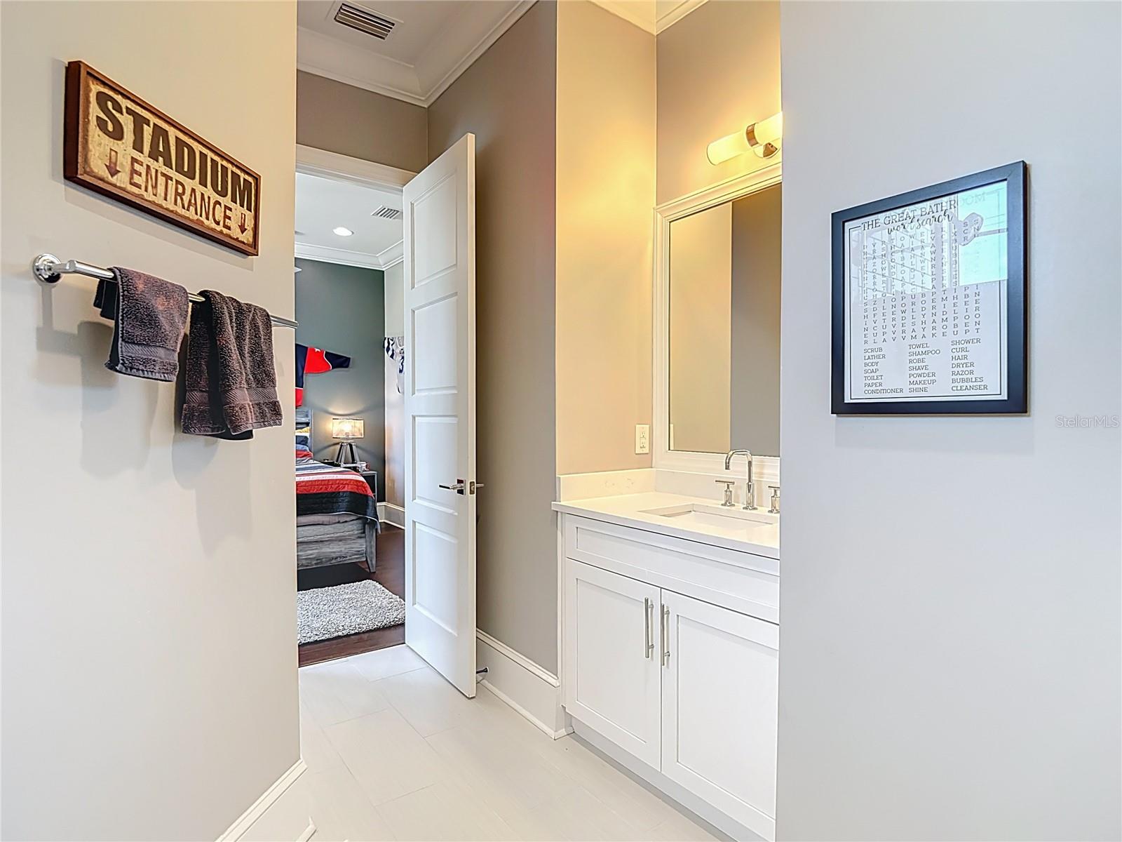 PICADILLY - Residential