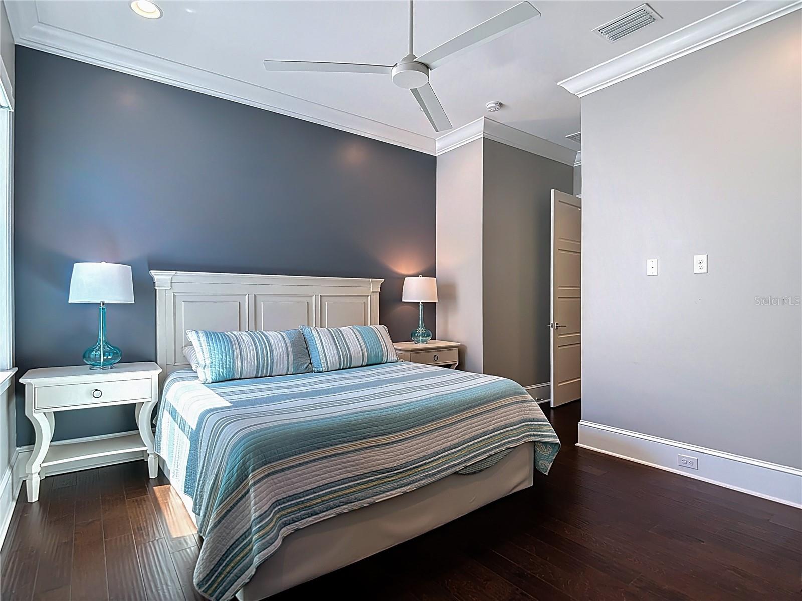 PICADILLY - Residential