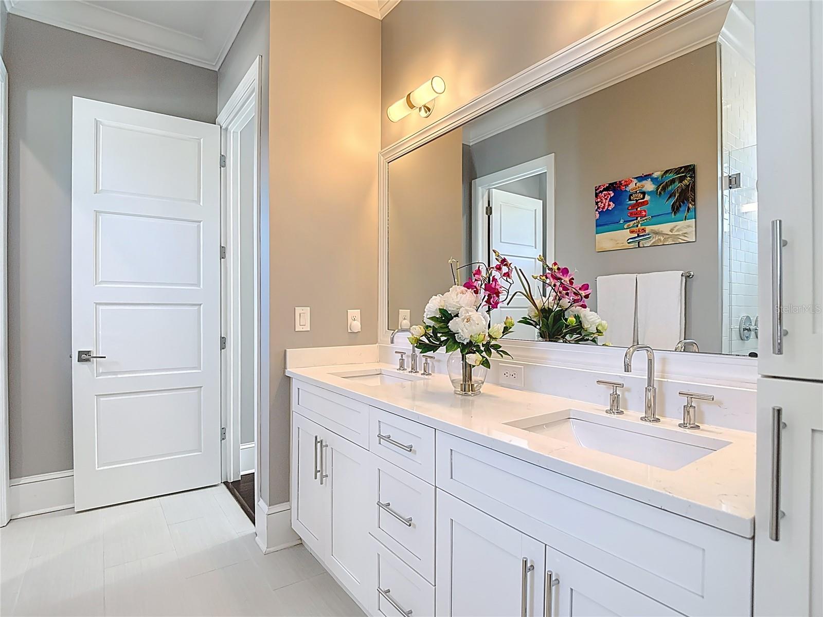 PICADILLY - Residential