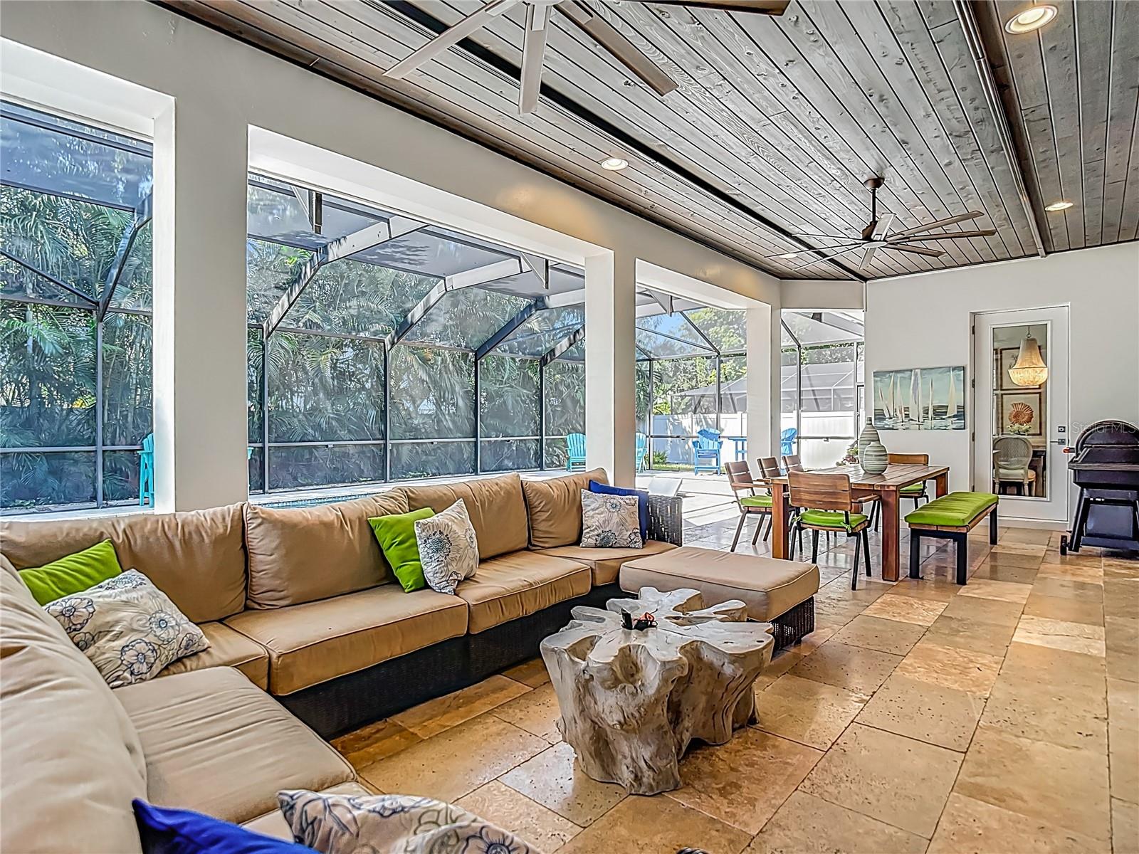 PICADILLY - Residential