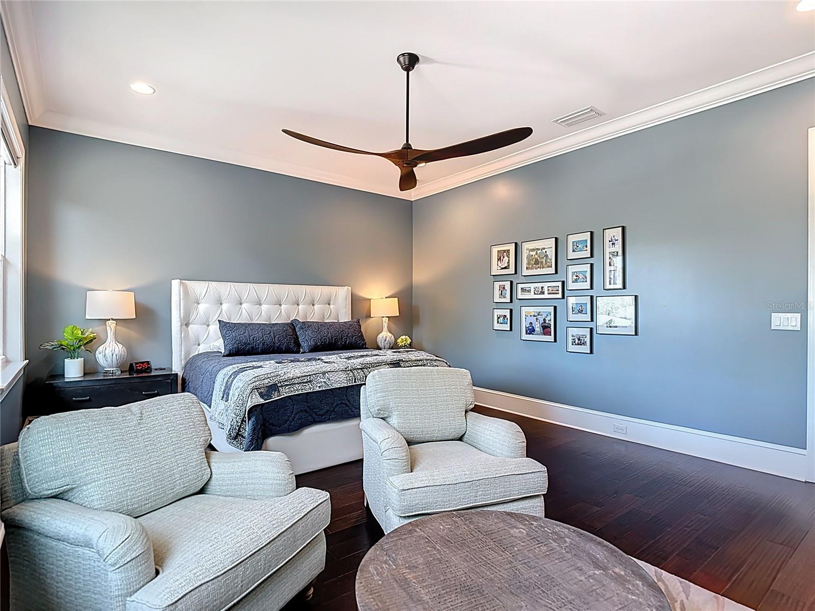 PICADILLY - Residential