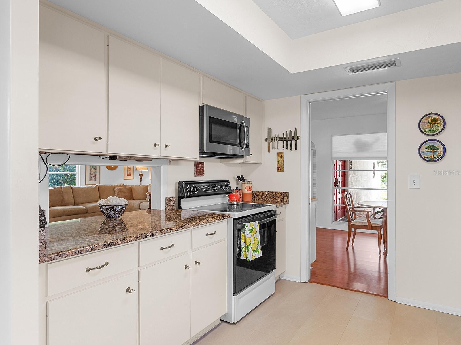 VILLAGE GREEN SEC 15 - Residential