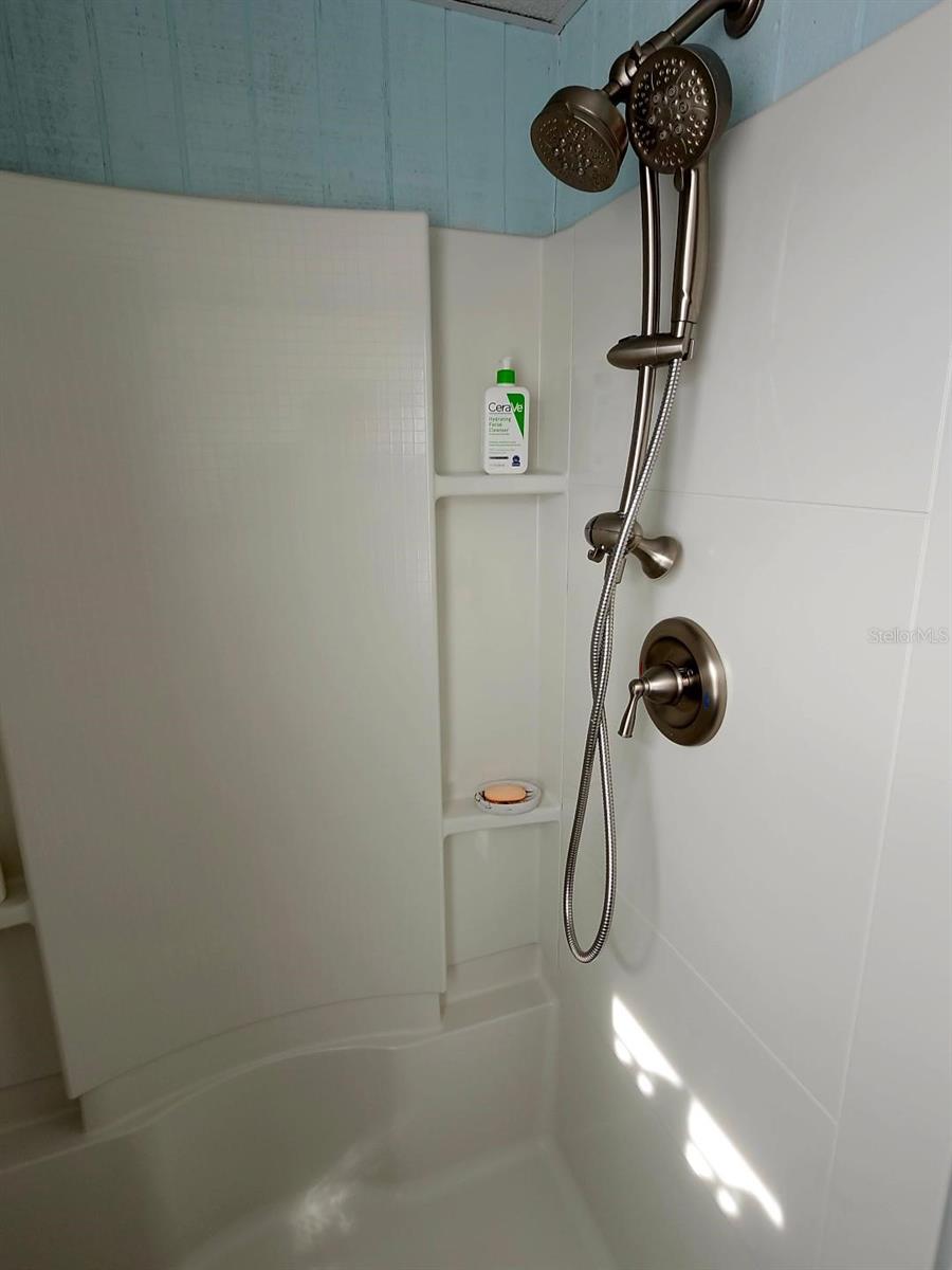 TRAILER ESTATES FOURTH ADD - Residential