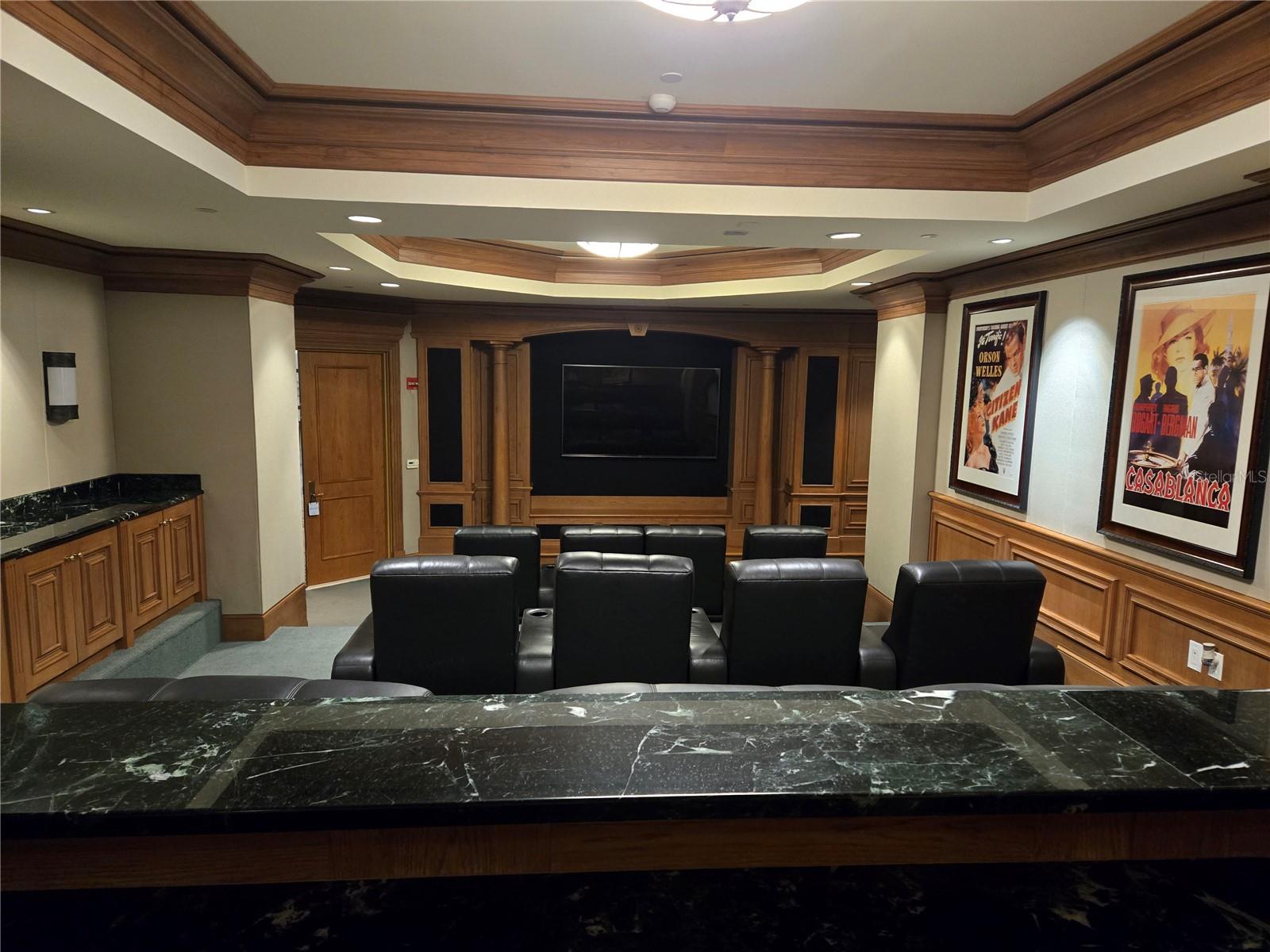 THE TOWER RESIDENCES - Residential