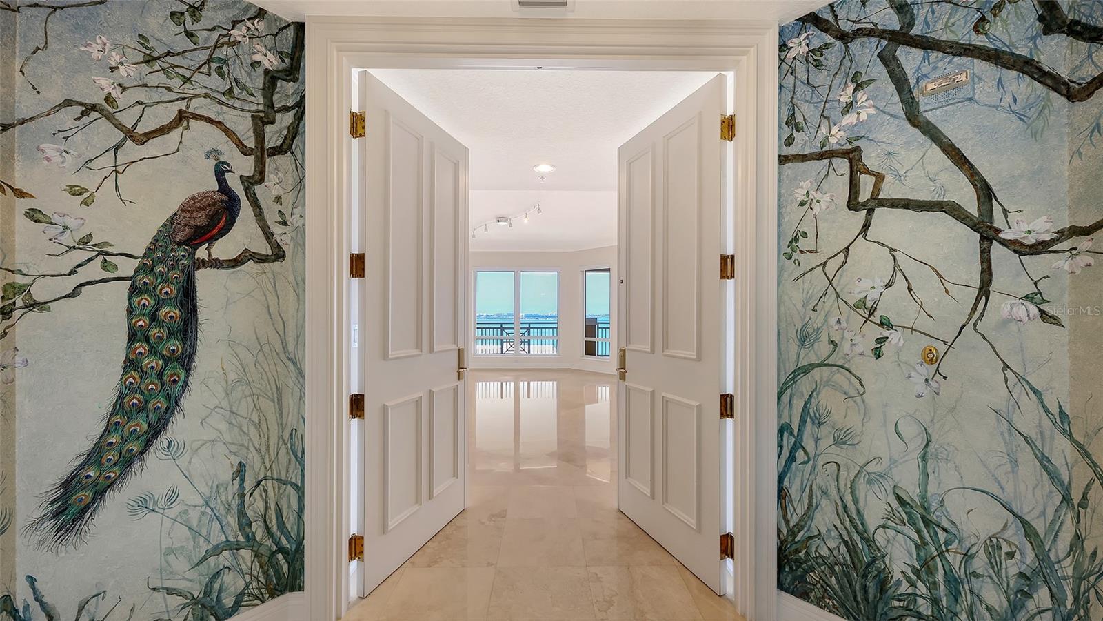 THE TOWER RESIDENCES - Residential