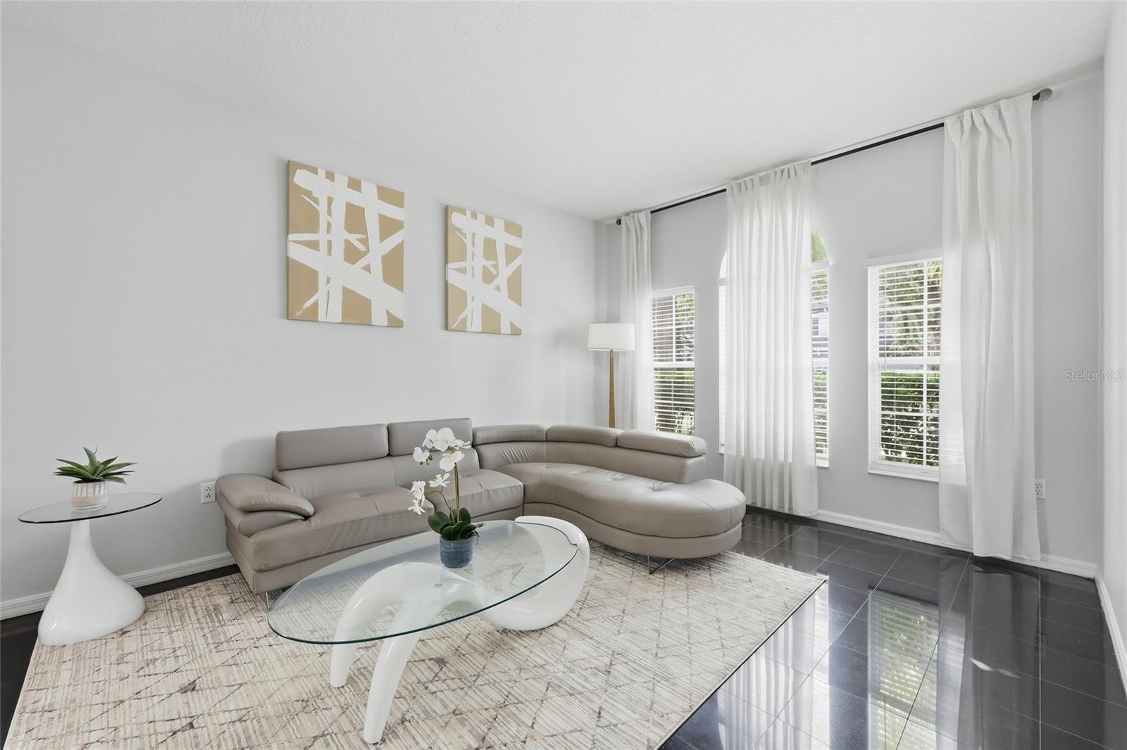 MOSS PARK RDG - Residential