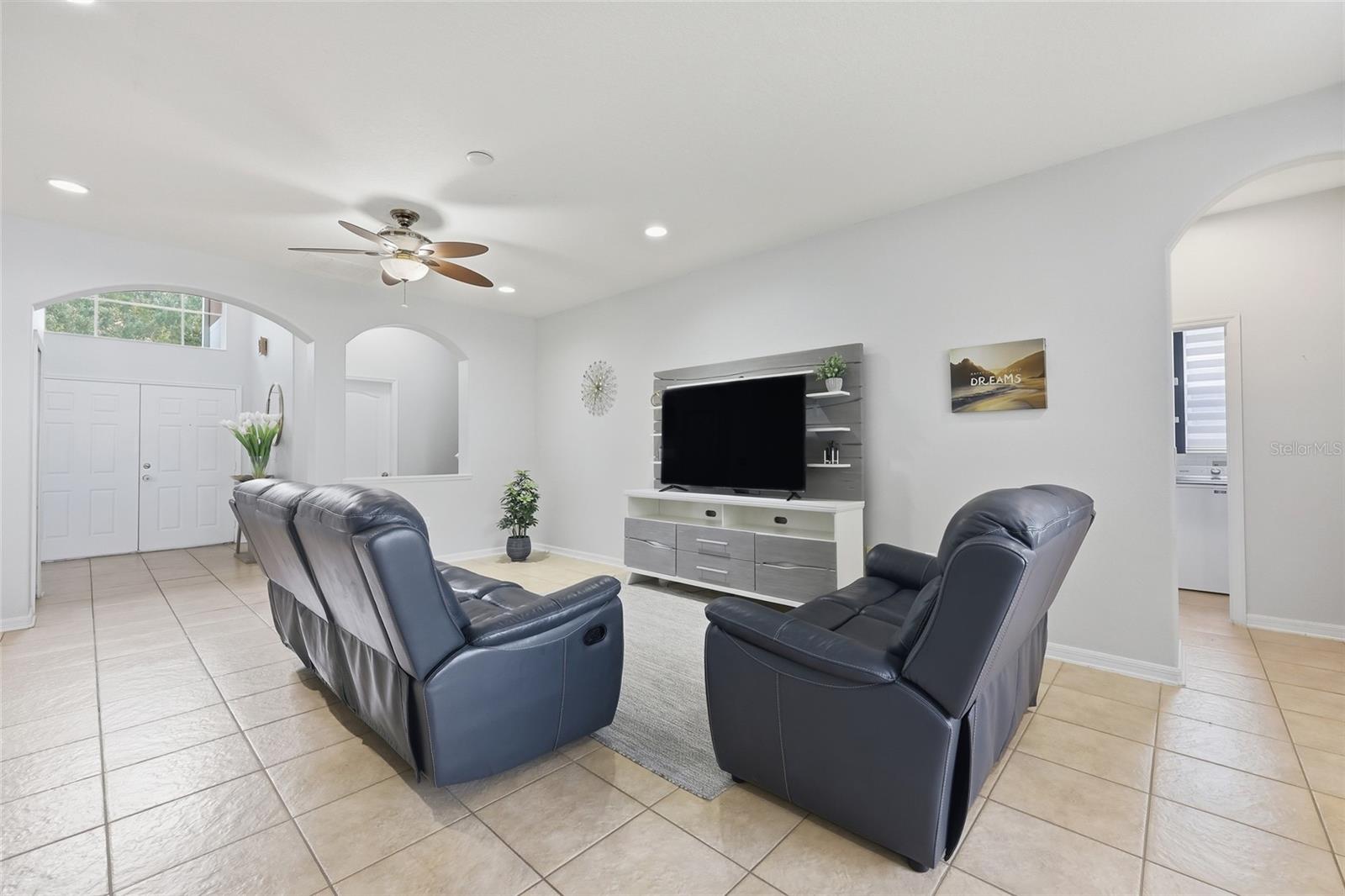 MOSS PARK RDG - Residential