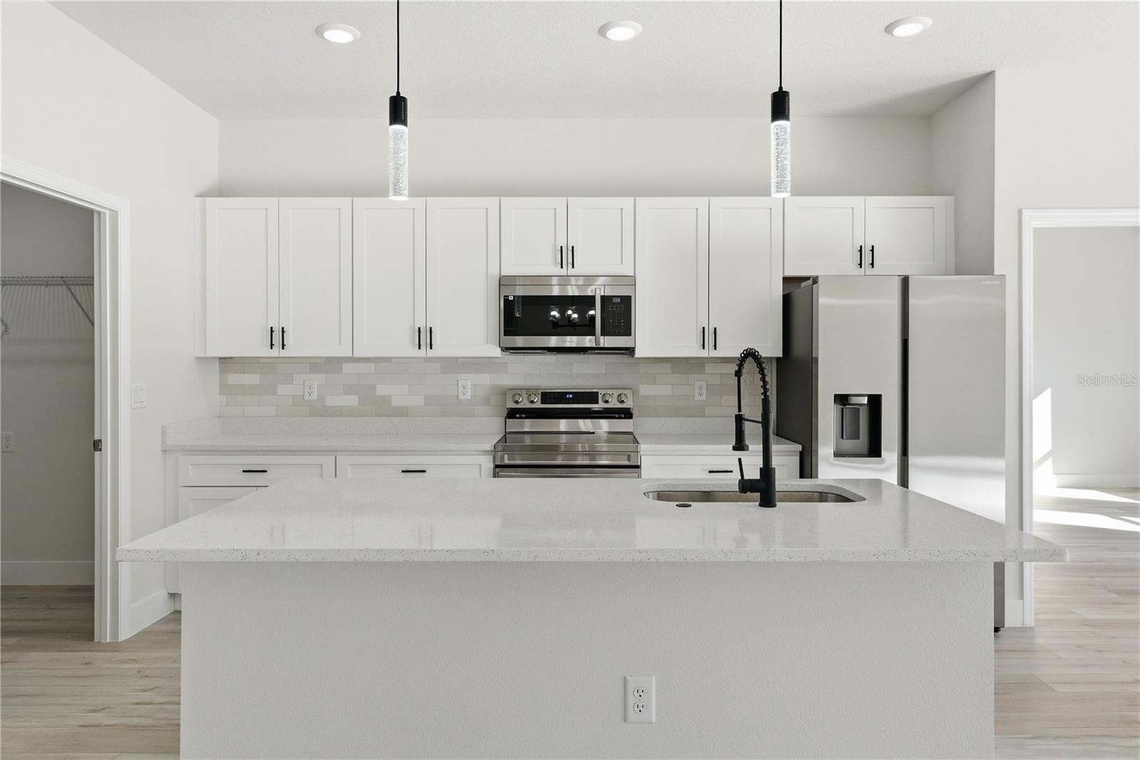 MARION OAKS UN SEVEN - Residential