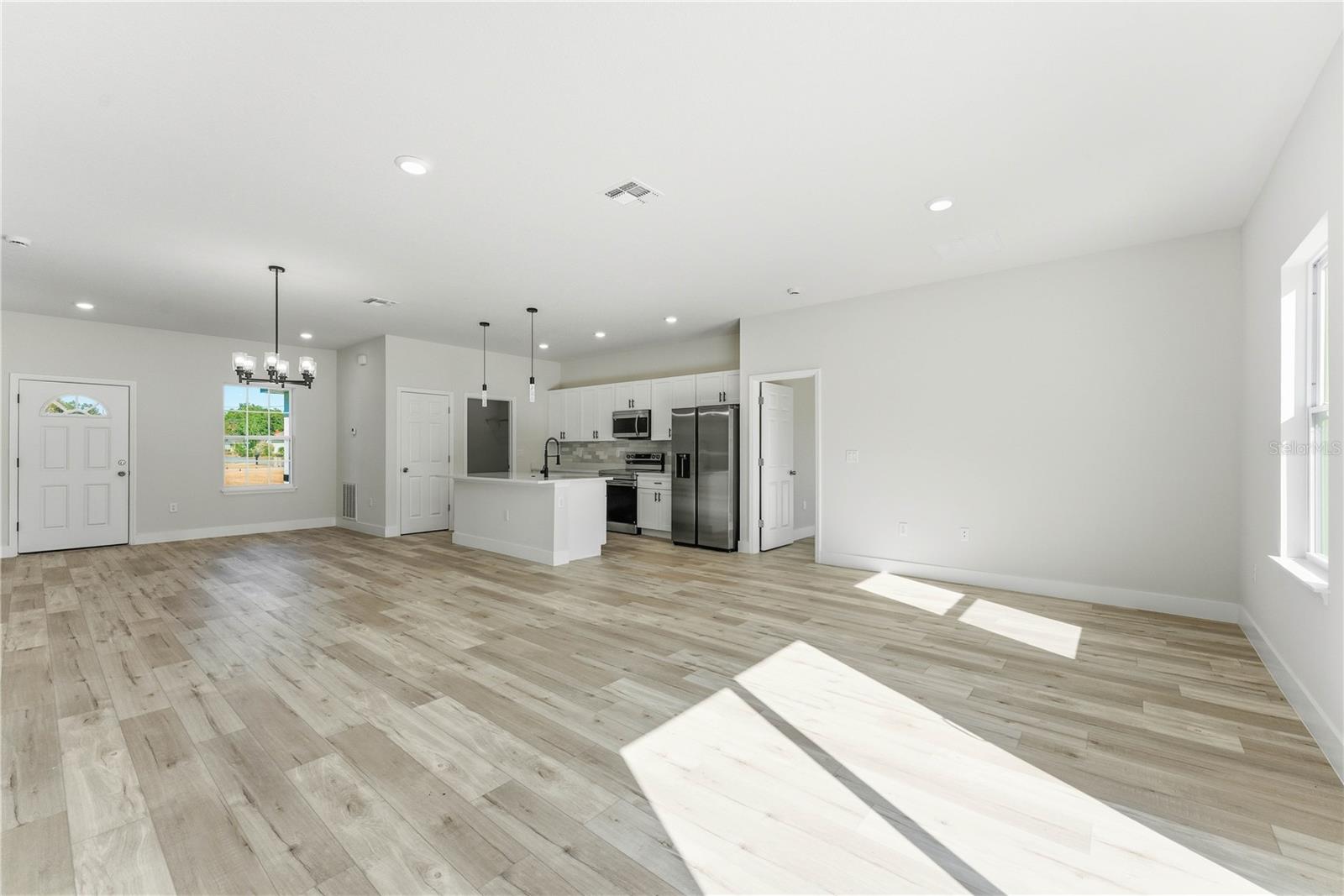 MARION OAKS UN SEVEN - Residential