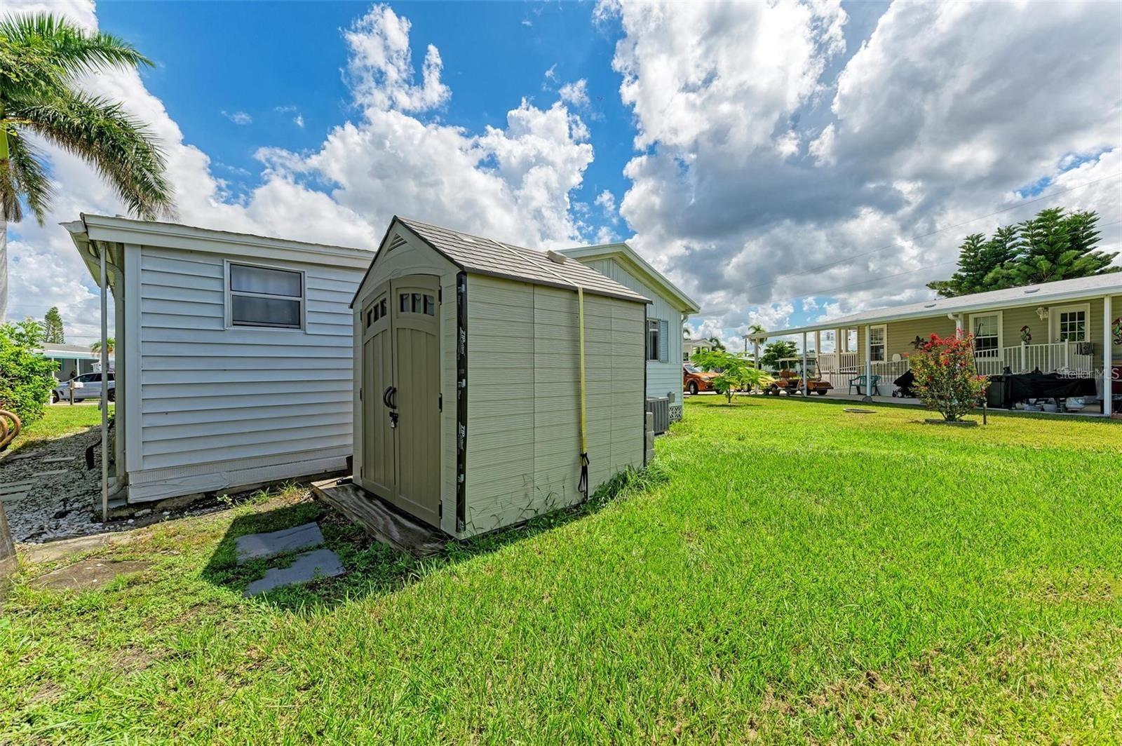 TRI-PAR ESTATES - Residential