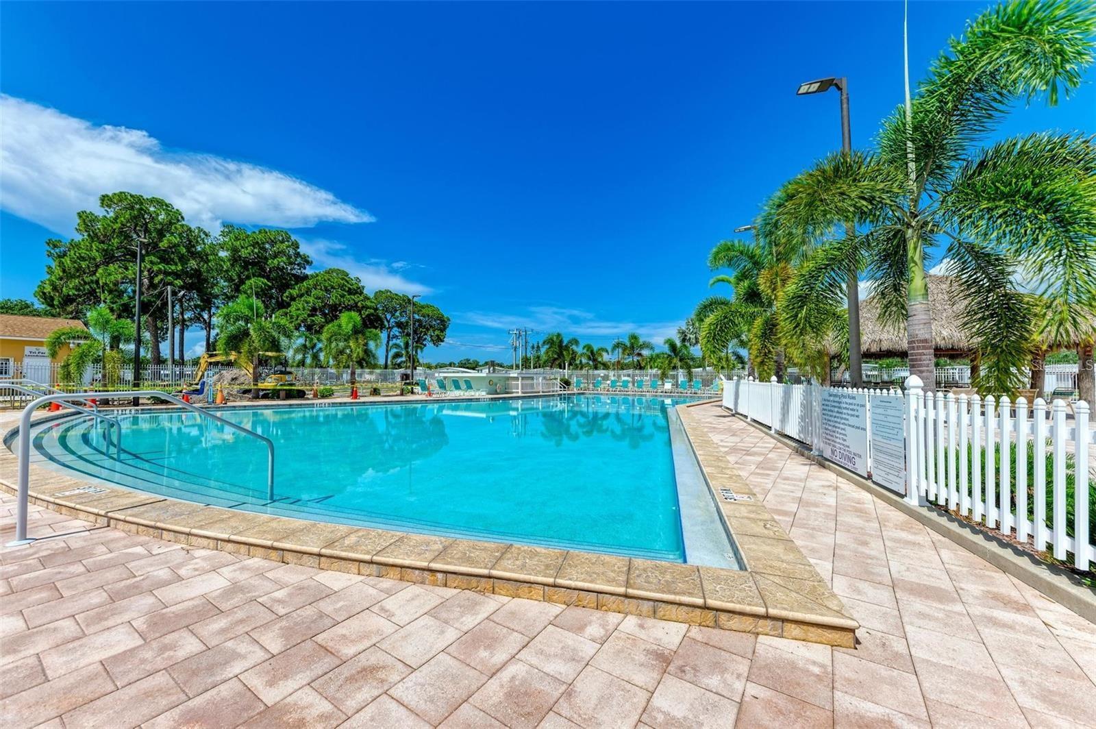 TRI-PAR ESTATES - Residential