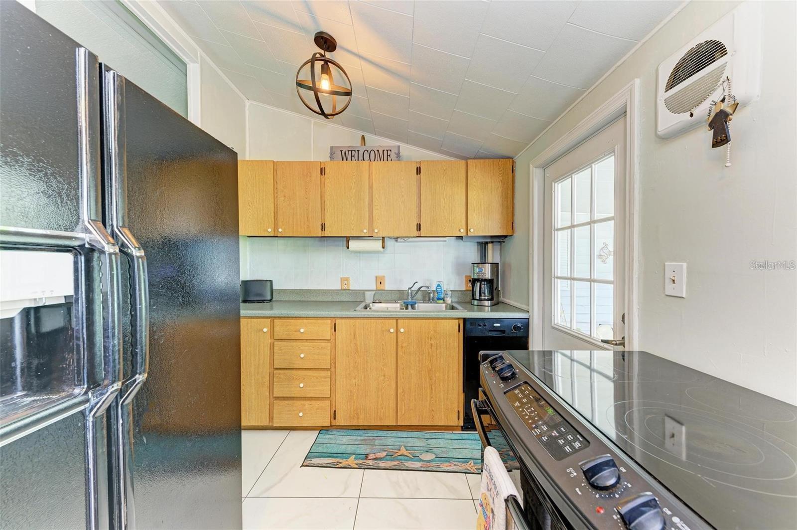 TRI-PAR ESTATES - Residential