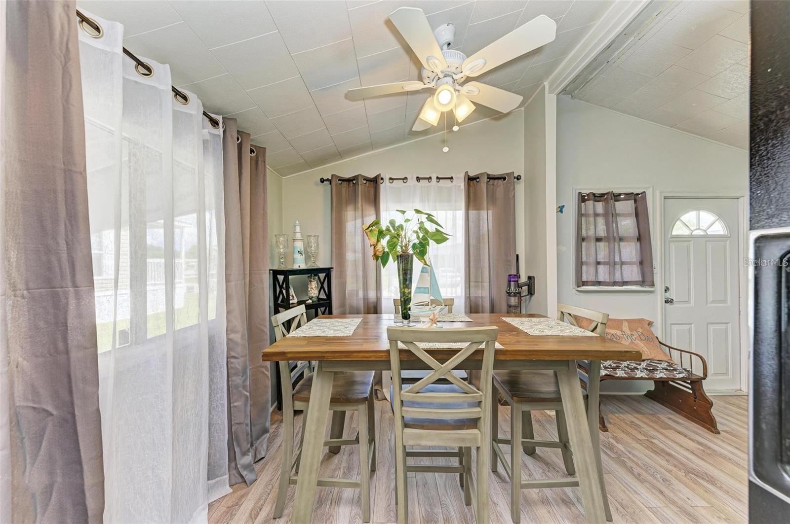 TRI-PAR ESTATES - Residential