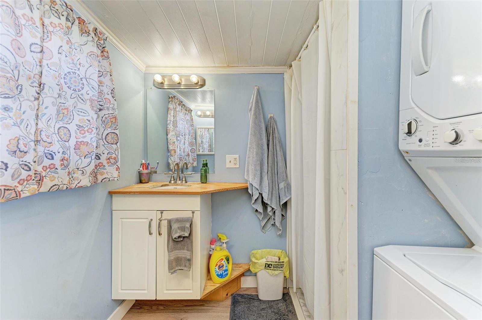 TRI-PAR ESTATES - Residential