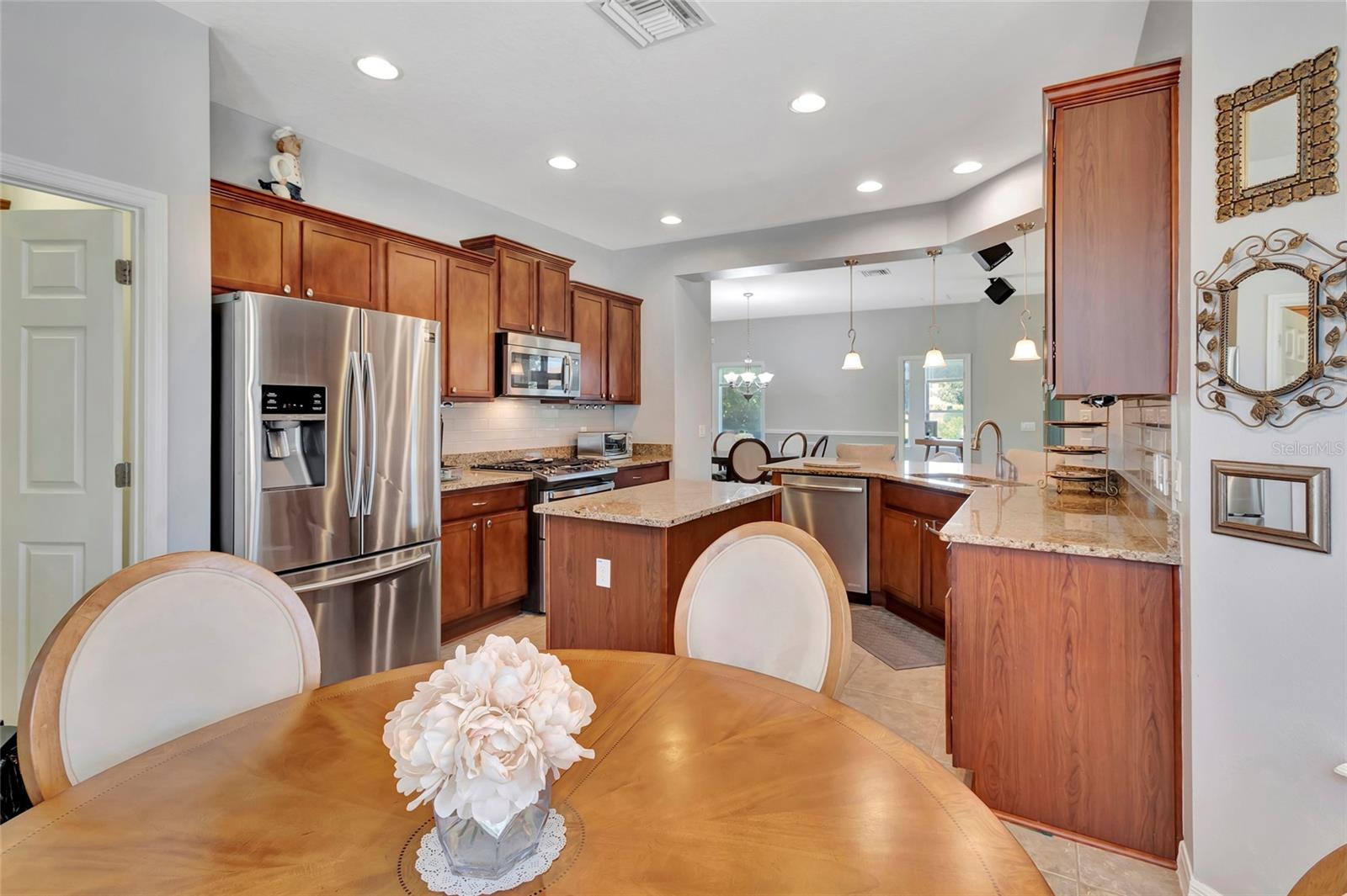 CASCADES/GROVELAND PH 2 - Residential