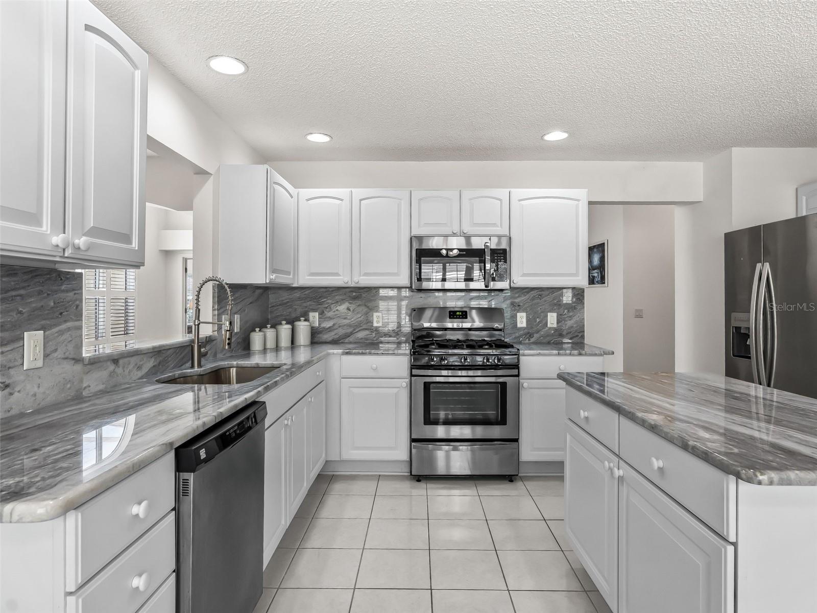 VILLAGES/MARION UN #65 - Residential