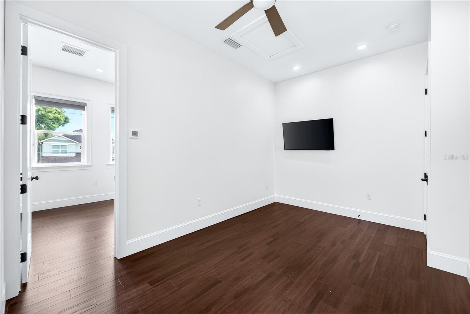 OAKLYN - Residential