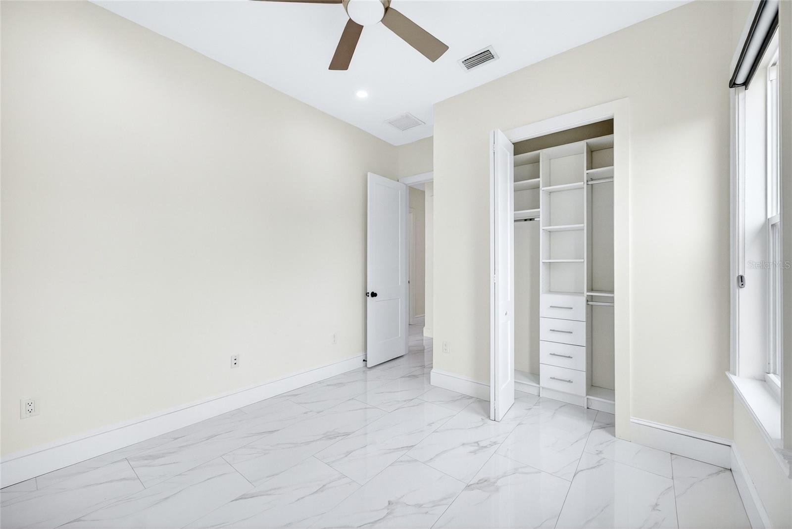OAKLYN - Residential