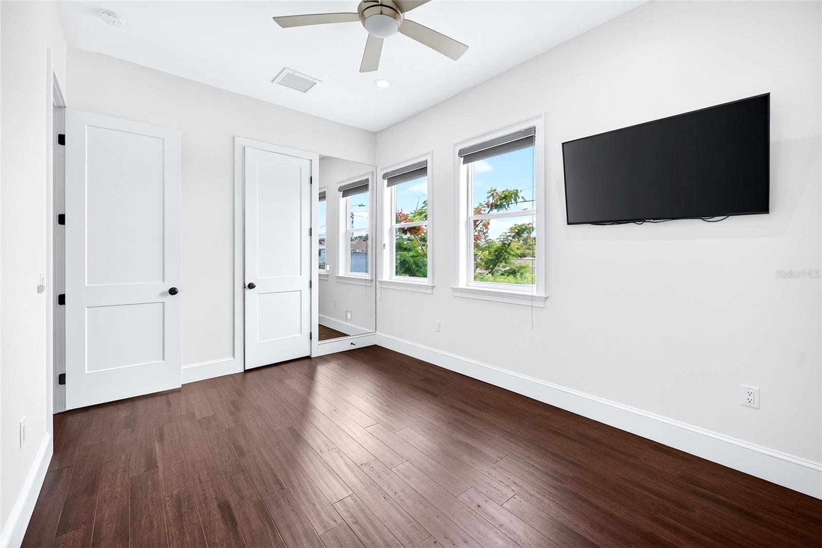 OAKLYN - Residential