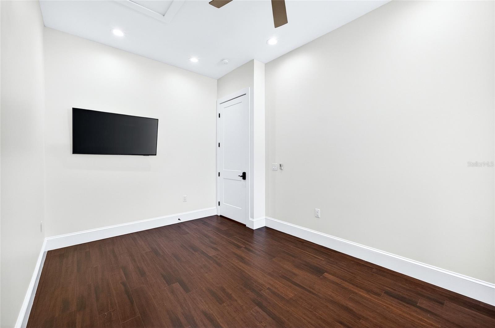 OAKLYN - Residential