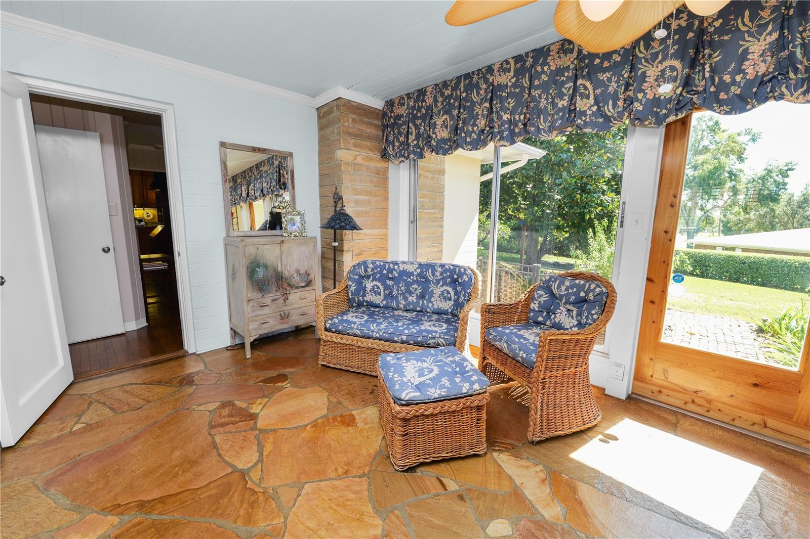 CLEVELAND HEIGHTS - Residential