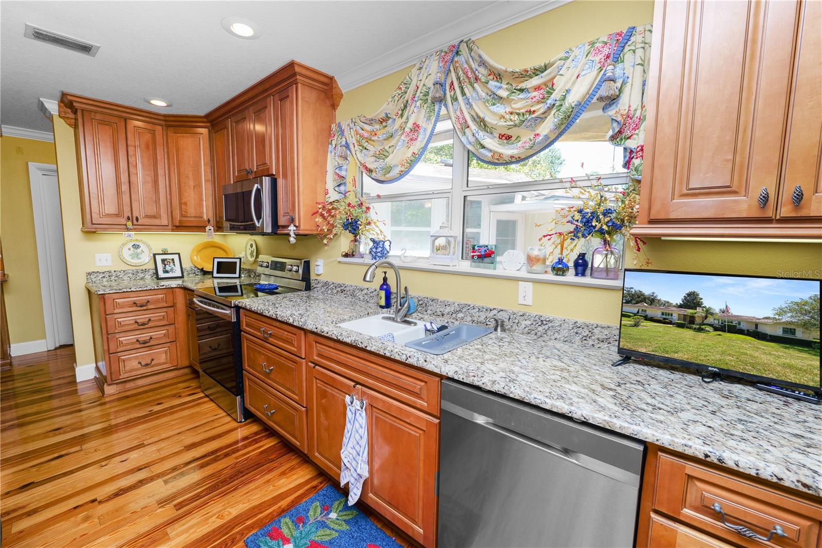 CLEVELAND HEIGHTS - Residential