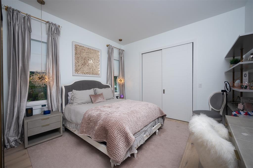 LAKE CLUB PH II - Residential