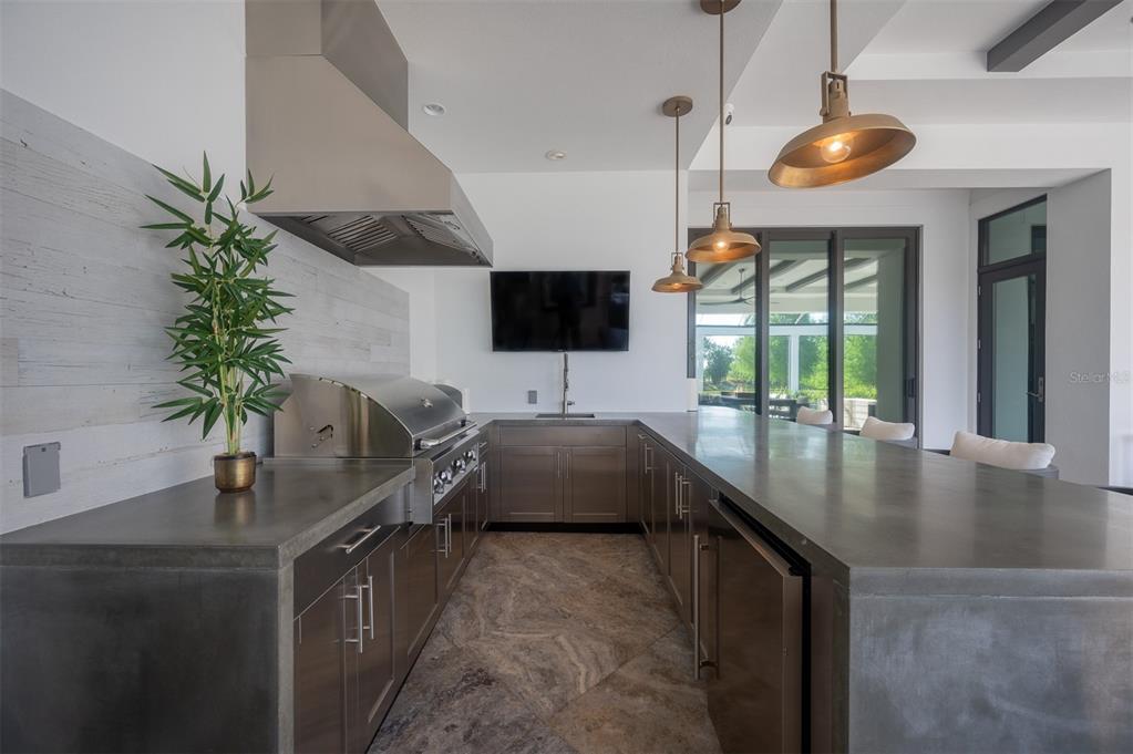 LAKE CLUB PH II - Residential