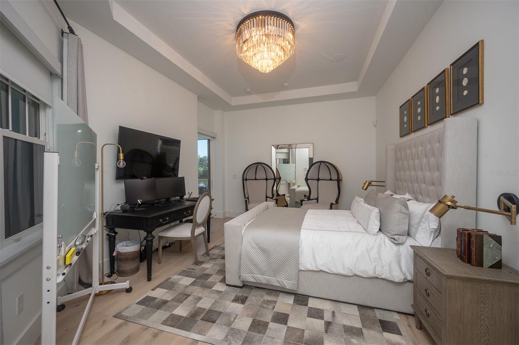 LAKE CLUB PH II - Residential