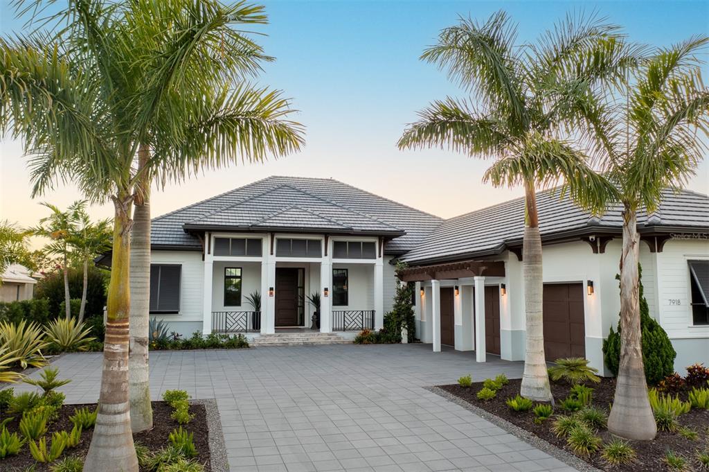 LAKE CLUB PH II - Residential