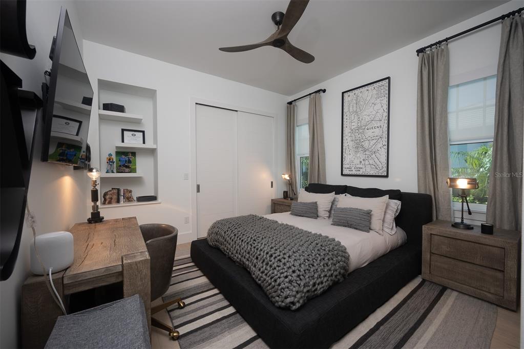 LAKE CLUB PH II - Residential