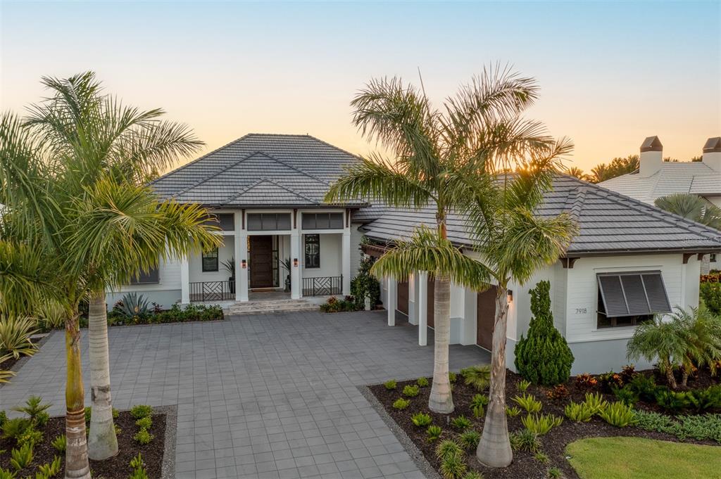 LAKE CLUB PH II - Residential