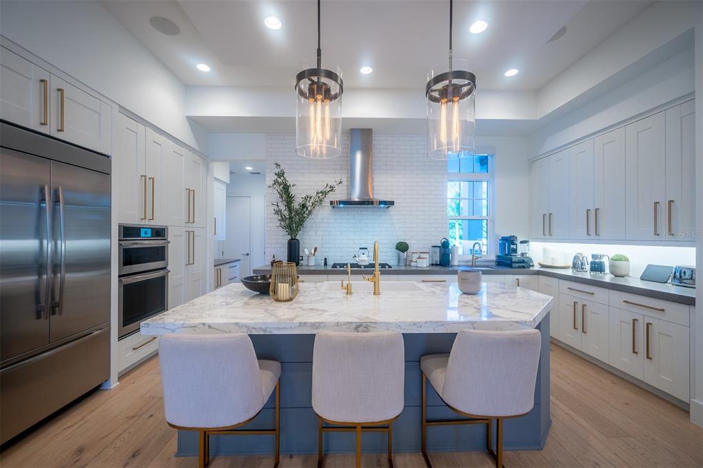 LAKE CLUB PH II - Residential