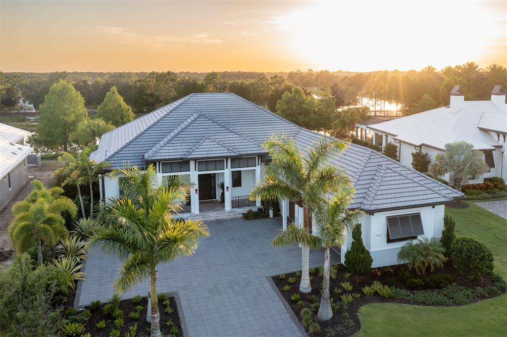 LAKE CLUB PH II - Residential