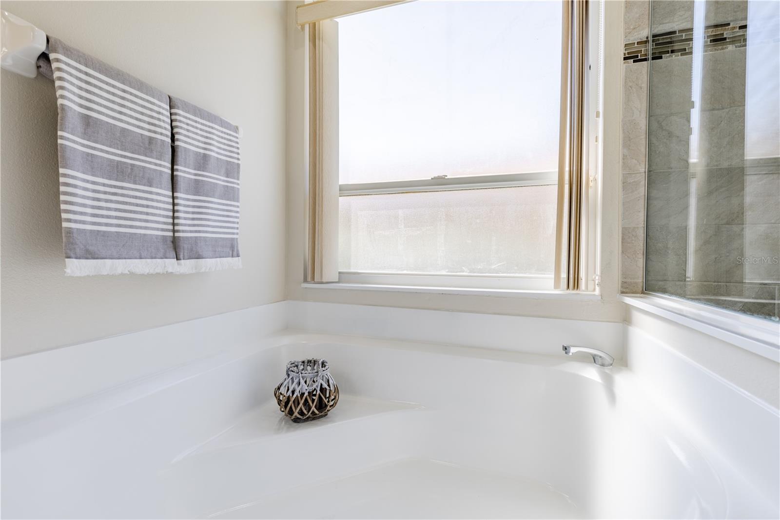 EUSTIS 44 GABLES - Residential