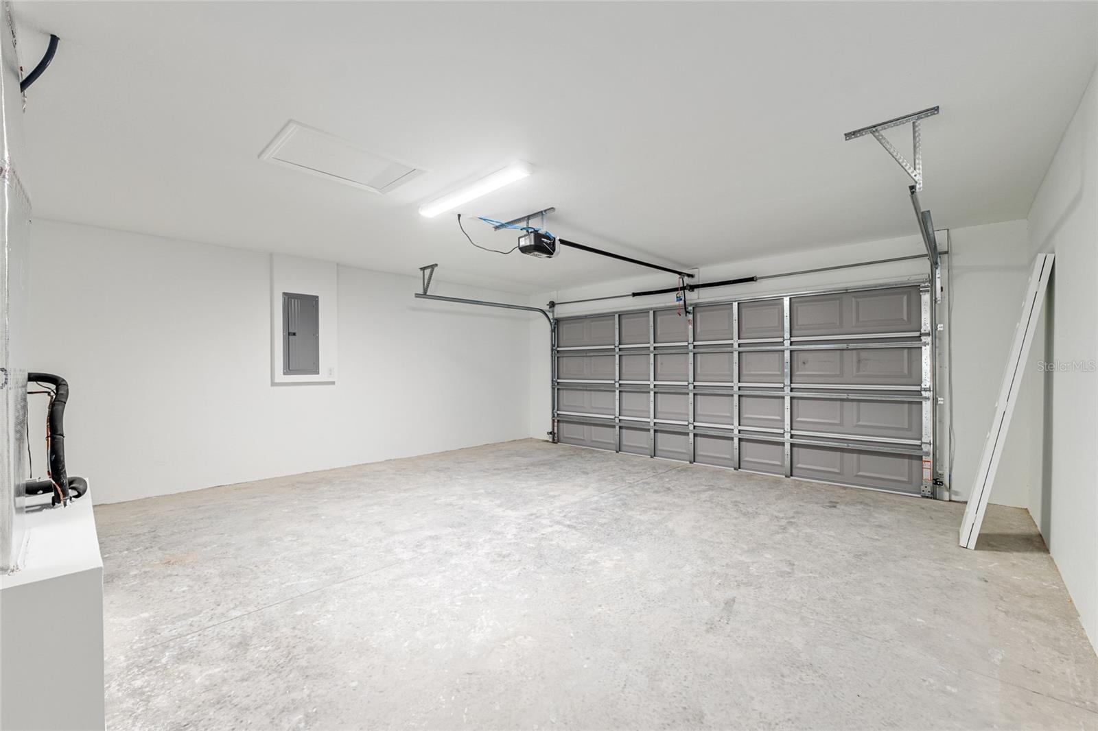 ROLLING HILLS UN 01 - Residential