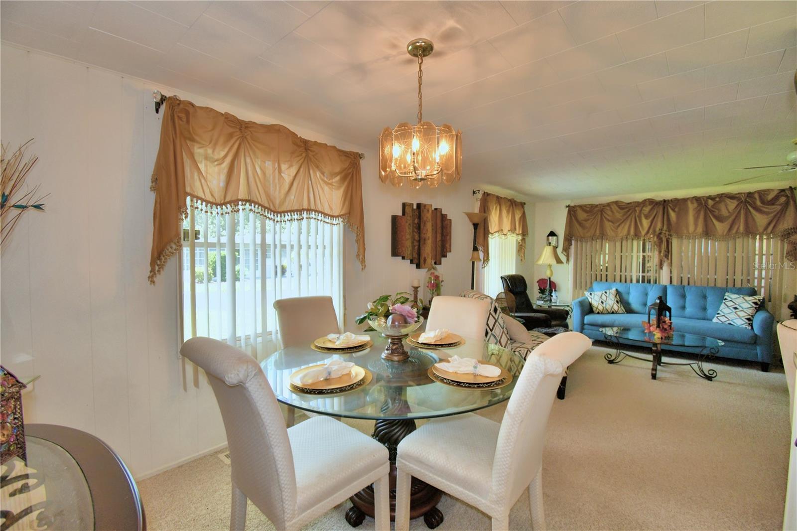 ARIANA SHORES MHP - Residential