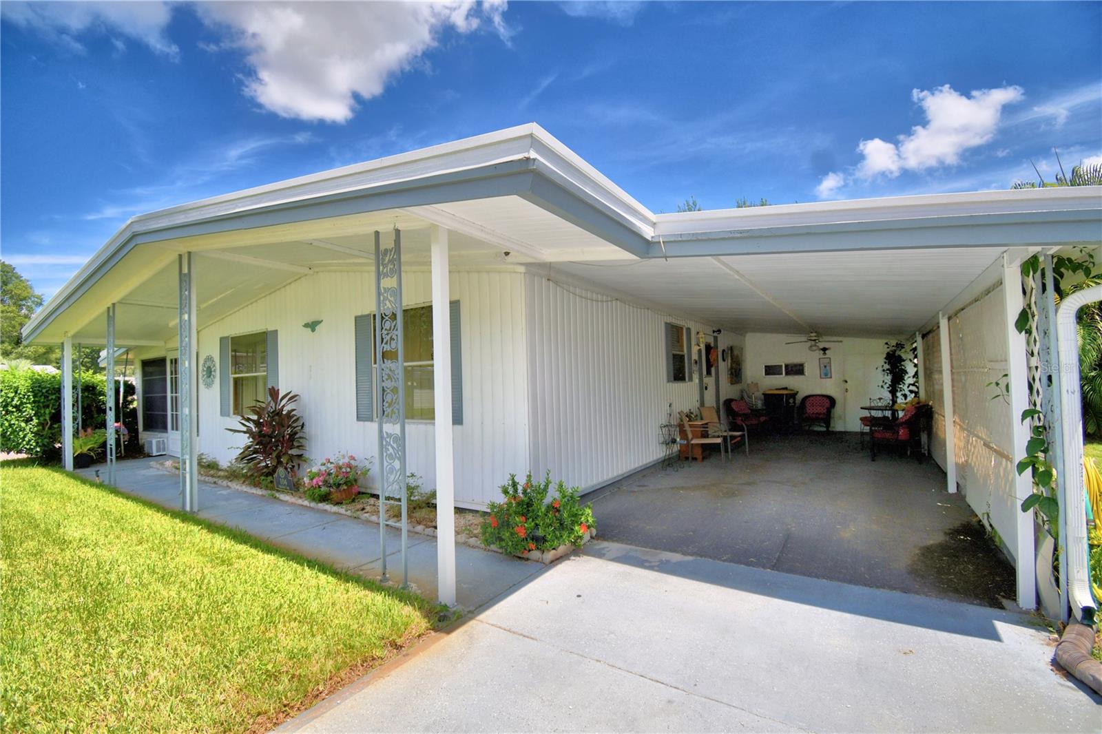 ARIANA SHORES MHP - Residential