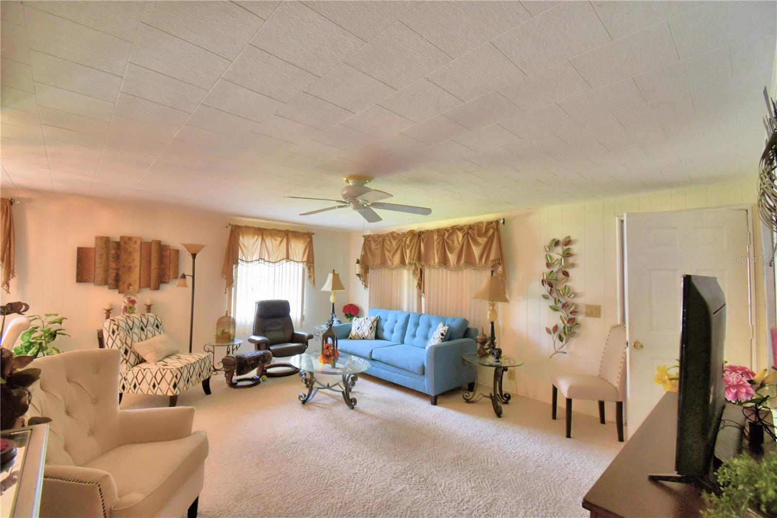 ARIANA SHORES MHP - Residential