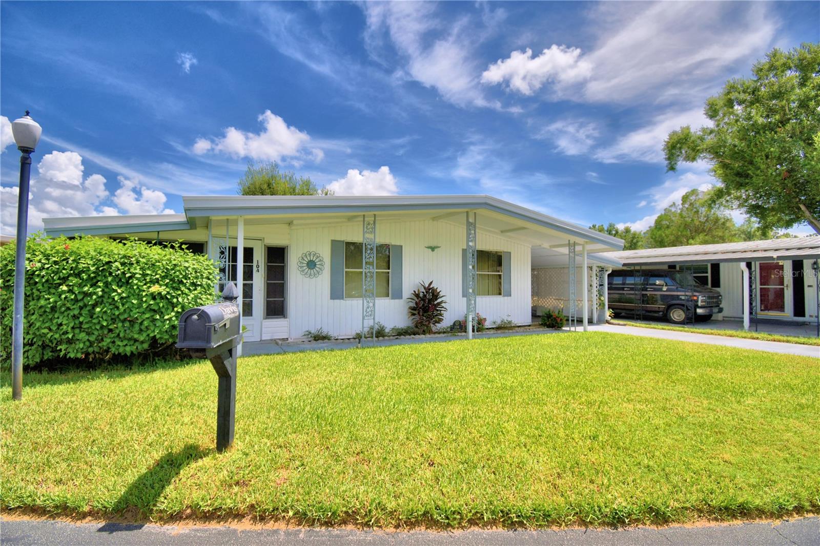 ARIANA SHORES MHP - Residential